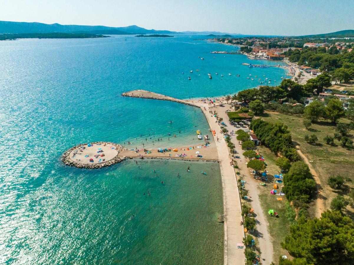 Hotel Villa Donat Sveti Filip i Jakov Exteriör bild