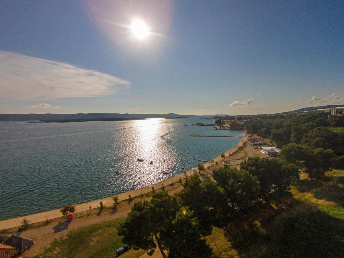 Hotel Villa Donat Sveti Filip i Jakov Exteriör bild