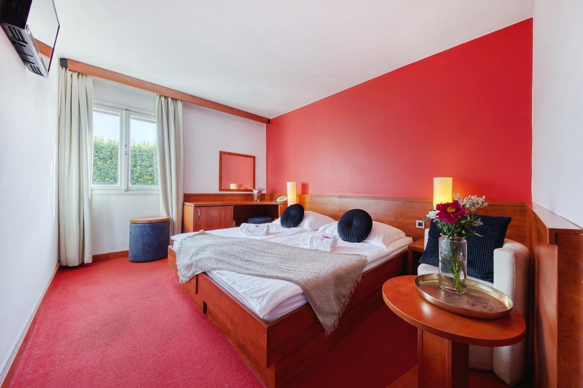 Hotel Villa Donat Sveti Filip i Jakov Exteriör bild