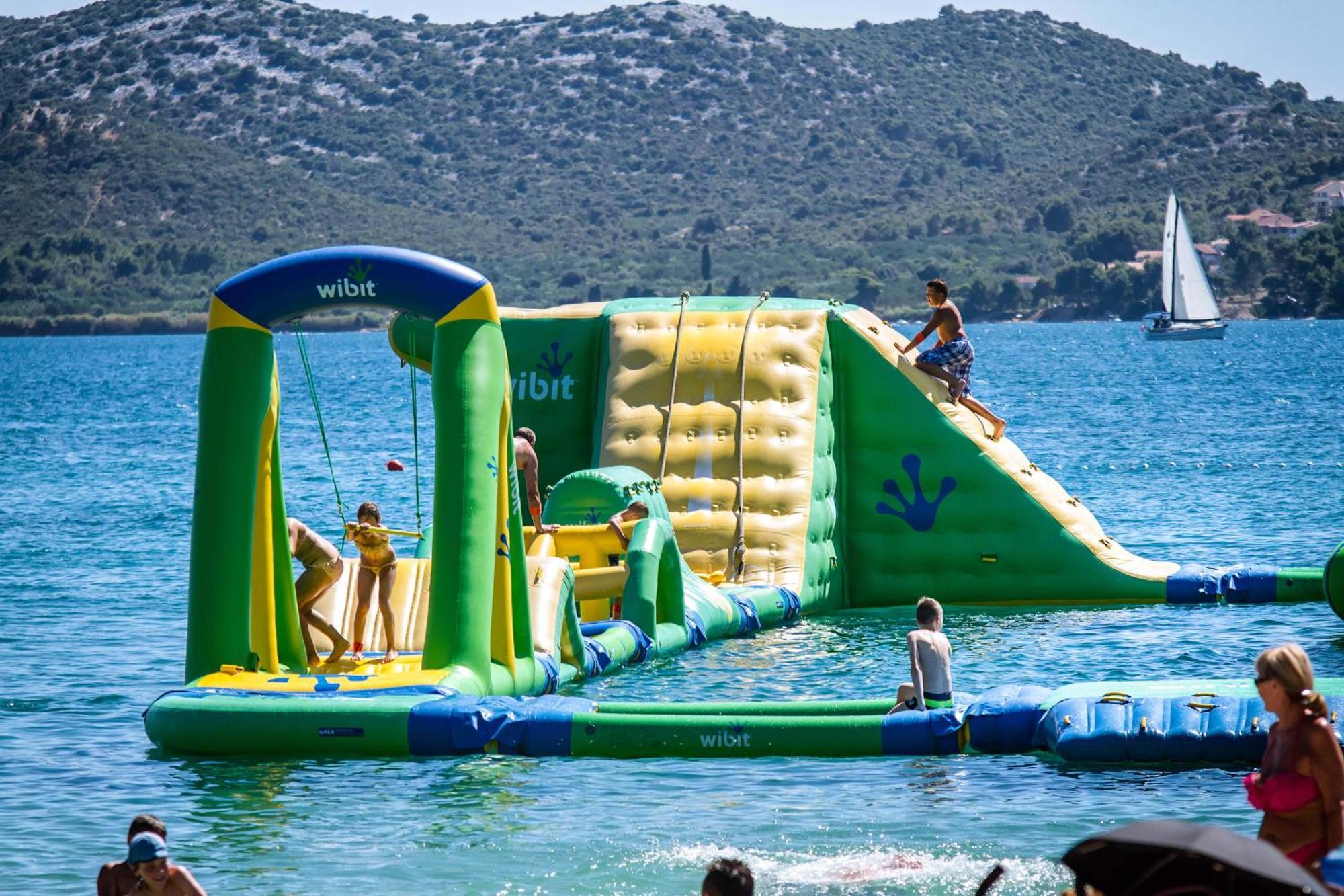 Hotel Villa Donat Sveti Filip i Jakov Exteriör bild